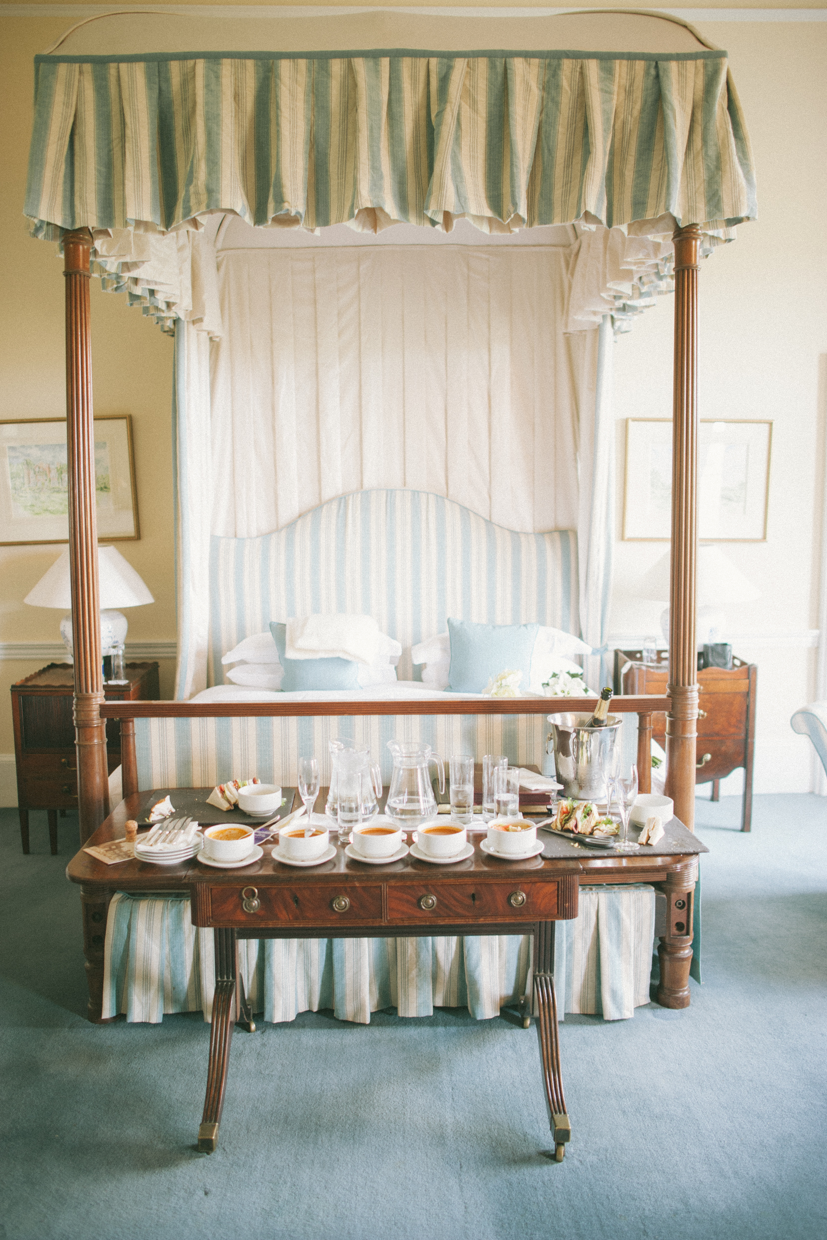 lunch ready for bride before ceremony in luttrellstown castle Ireland